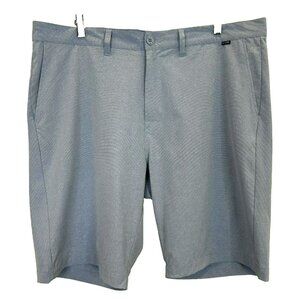 Travis Mathew Shorts Mens Size 40 Golf Flat Front Light Blue 10" Inseam